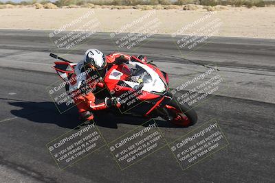 media/Dec-01-2025-Moto Forza (Mon) [[2daa91e15f]]/2-Intermediate Group/Session 4 (Turn 10 Inside)/